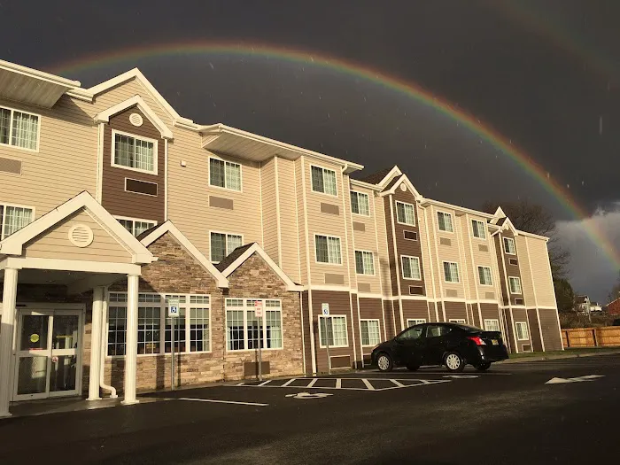 Microtel Inn & Suites by Wyndham Binghamton 4