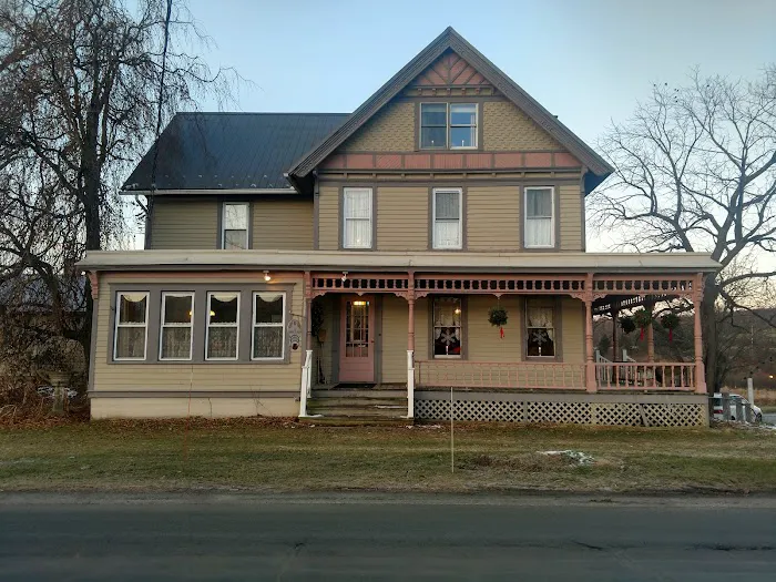 Wiffy Bog Farm Bed and Breakfast 3