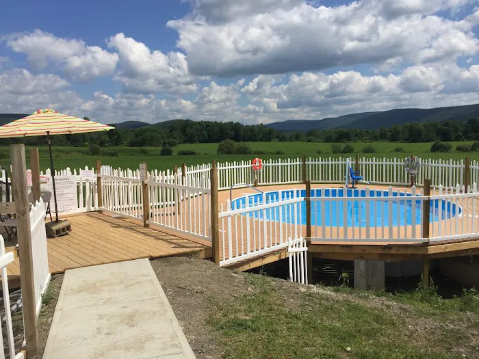 Apple Inn & Suites Cooperstown Area 4