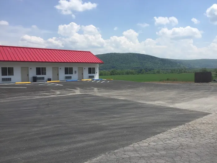 Apple Inn & Suites Cooperstown Area 4