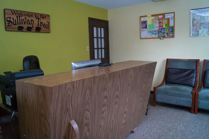Sullivan Trail Inn & Suites 4