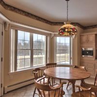 Poconos Mesmerizing Castellated Luxe in the Green ico