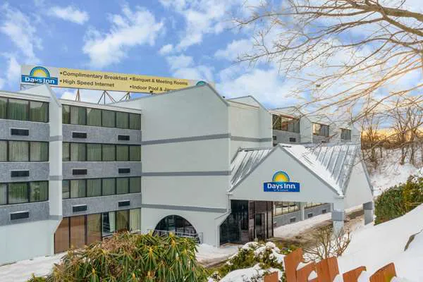 Days Inn by Wyndham Scranton PA 4