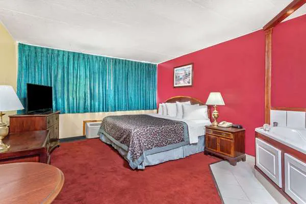 Days Inn by Wyndham Scranton PA 4