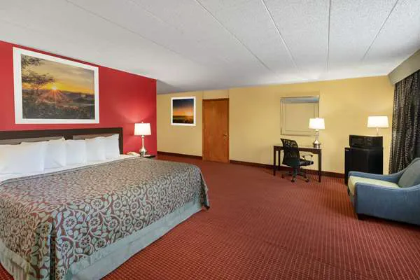 Days Inn by Wyndham Scranton PA 4