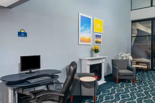 Days Inn by Wyndham Scranton PA 4