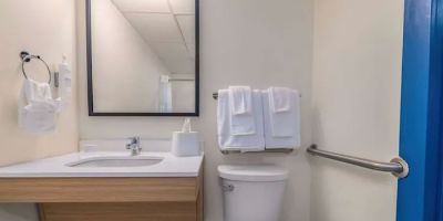 Spark by Hilton Clarks Summit