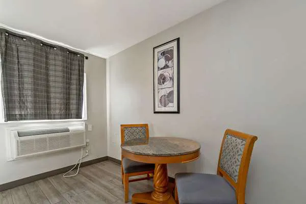 Rodeway Inn Moosic - Scranton 5