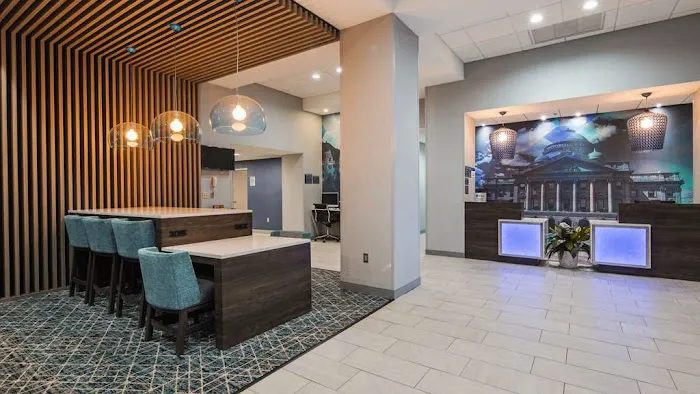 Best Western Plus Wilkes Barre-Scranton Airport Hotel 4