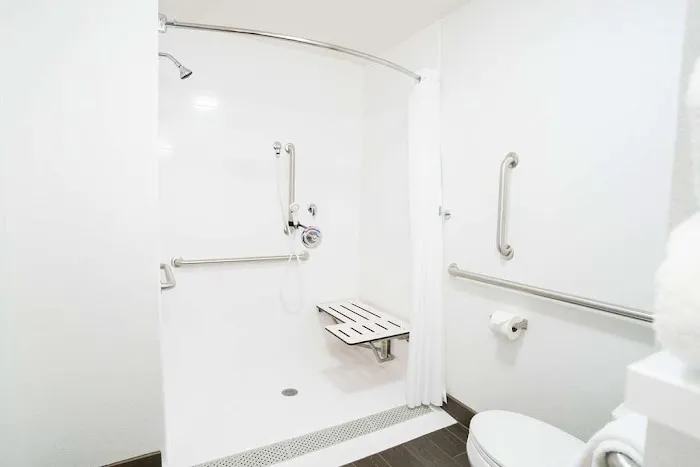Hampton Inn Clarks Summit 4
