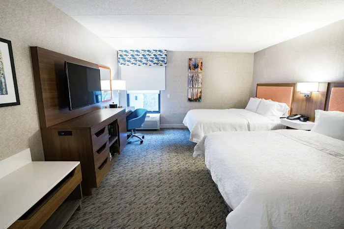 Hampton Inn Clarks Summit 4
