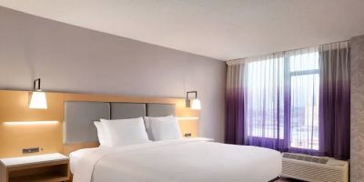 Holiday Inn Philadelphia Arpt-Stadium Area by IHG
