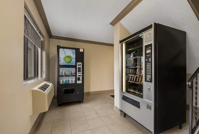 Red Roof Inn & Suites Vineland - Buena 4