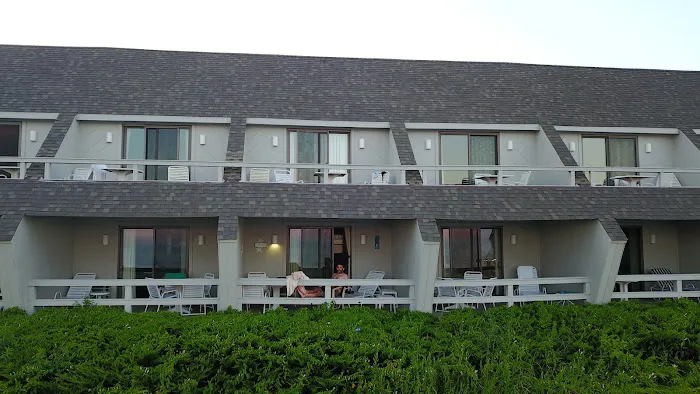 Beachcomber Resort 4
