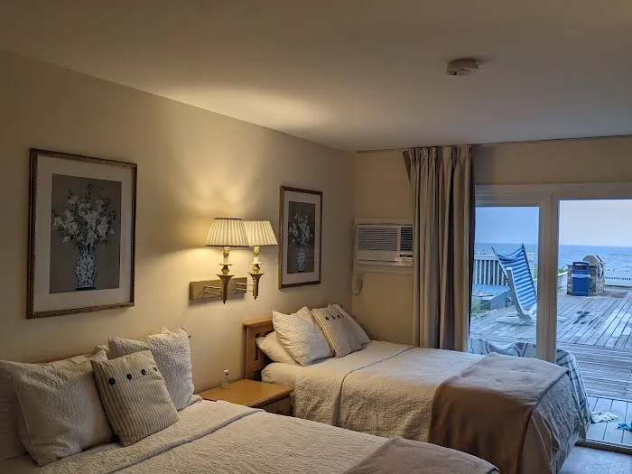 Ocean Surf Resort 4