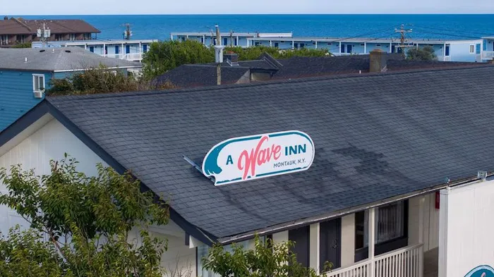 A Wave Inn Resort 4