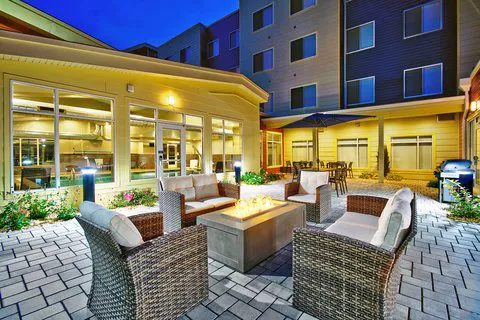 Residence Inn Reading 4