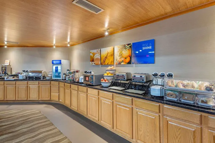 Comfort Inn Lancaster County North 4