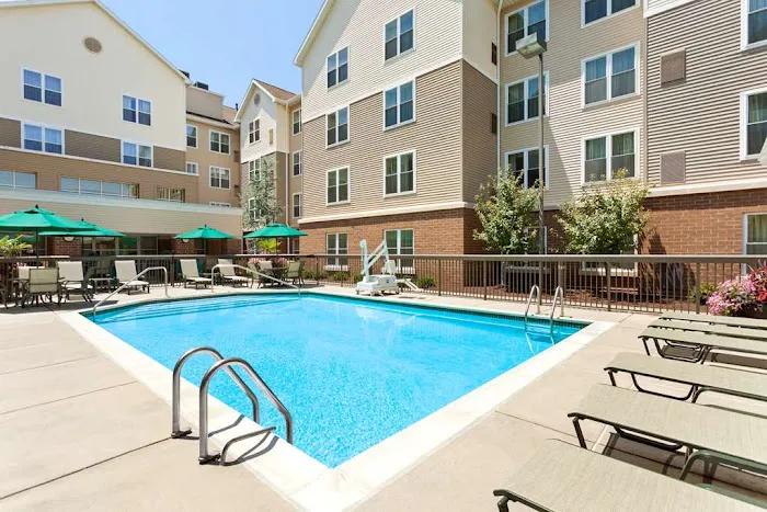 Homewood Suites by Hilton Reading 4