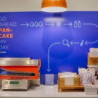 Holiday Inn Express & Suites Reading Airport by IHG ico