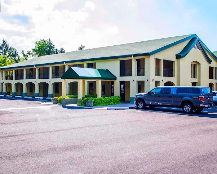 McIntosh Inn 4