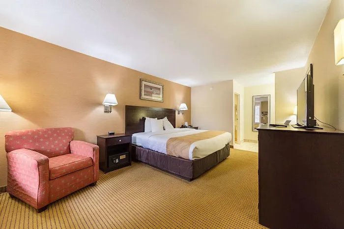 McIntosh Inn 4