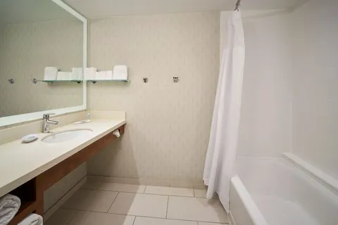 SpringHill Suites Philadelphia Airport/Ridley Park 4