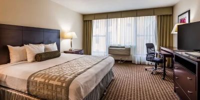 Best Western Plus Philadelphia Airport South at Widener University