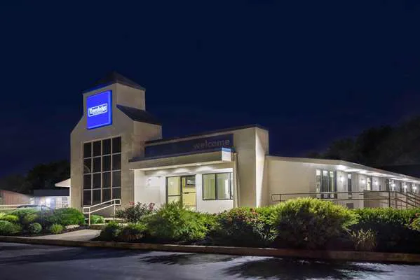 Travelodge by Wyndham Essington / Philadelphia Airport 4