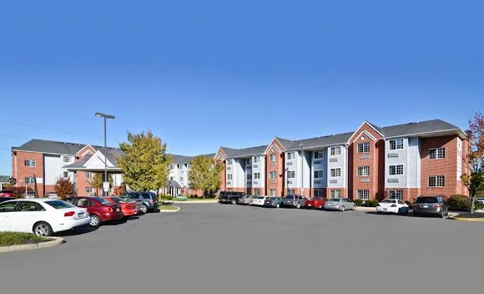 Microtel Inn & Suites by Wyndham Philadelphia Airport 5