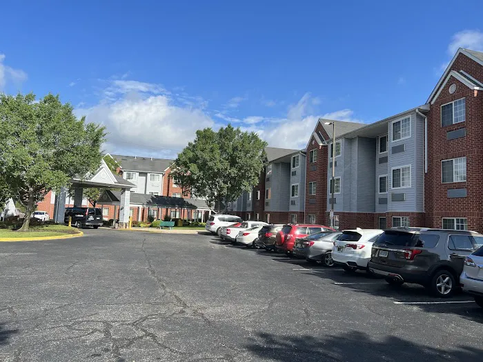 Microtel Inn & Suites by Wyndham Philadelphia Airport 5