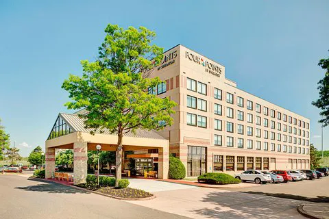Four Points by Sheraton Philadelphia Airport 5
