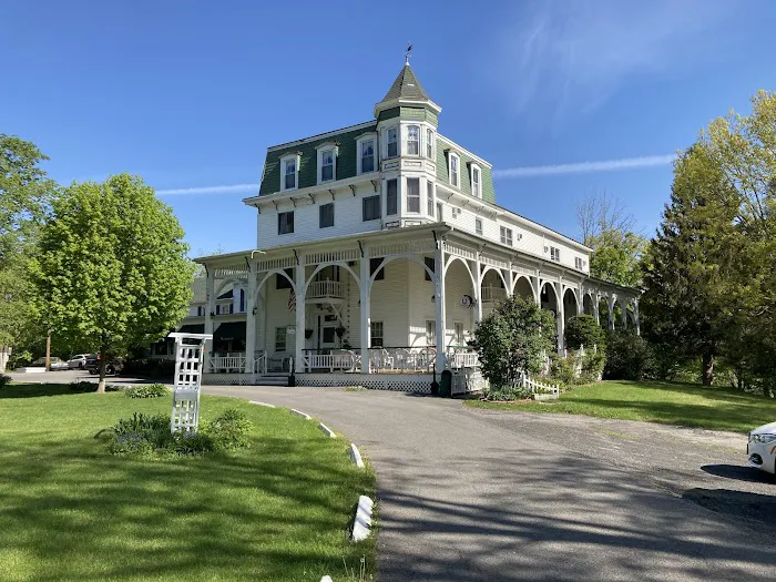 The Bavarian Manor Hotel 4