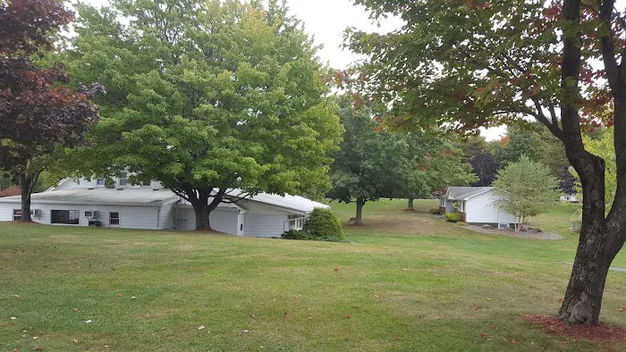Wolff's Maple Breeze Resort 4