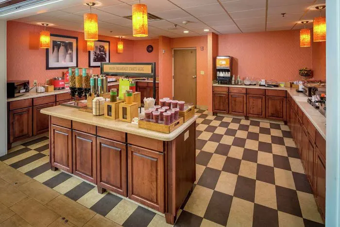 Hampton Inn & Suites Binghamton/Vestal 4