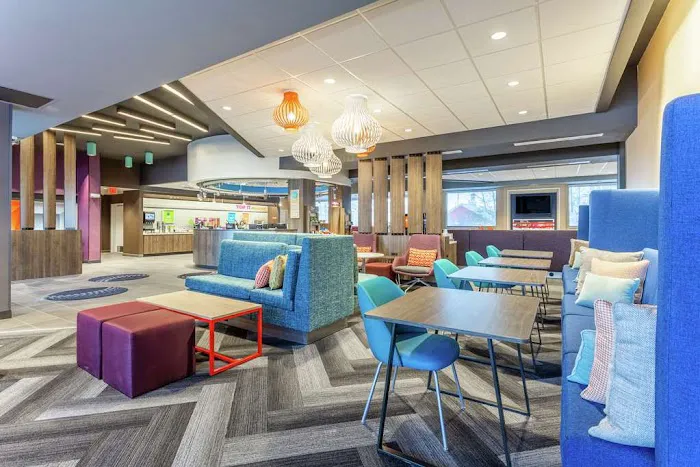 Tru by Hilton Binghamton Vestal 4