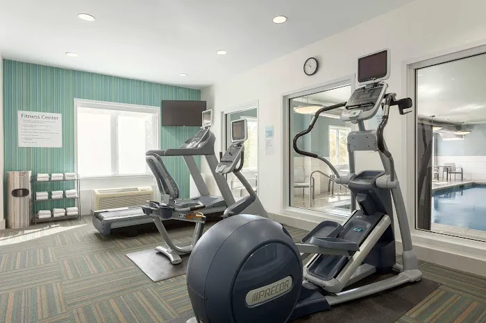 Holiday Inn Express & Suites Binghamton University-Vestal by IHG 4