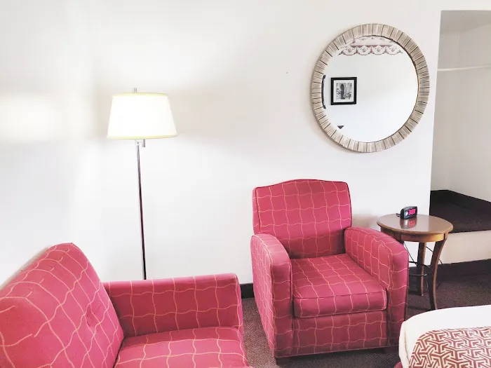 Countryside Inn 4