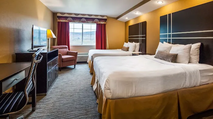 Best Western Cooperstown Inn & Suites 4