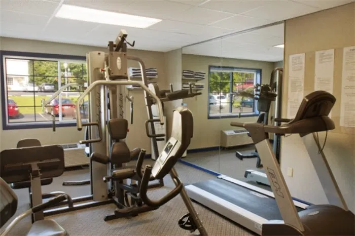 Best Western Cooperstown Inn & Suites 4