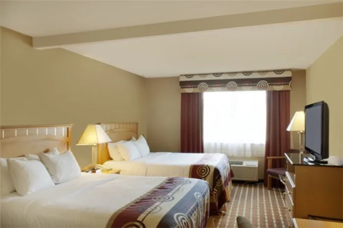 Best Western Cooperstown Inn & Suites 4