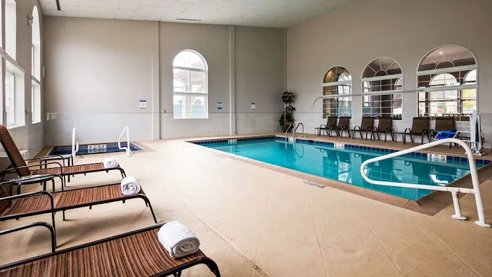 Best Western Cooperstown Inn & Suites 4