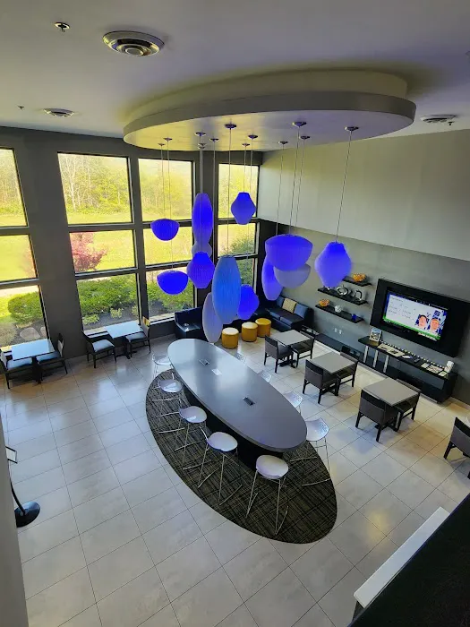 Holiday Inn Express & Suites Cooperstown 4