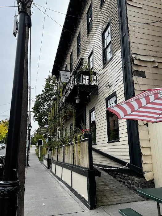The New Hotel Pratt 4