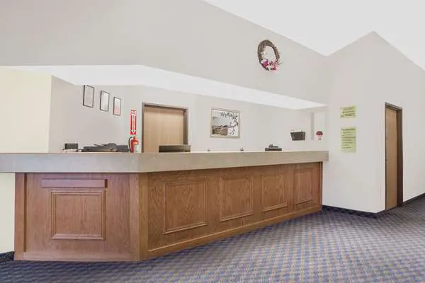 Super 8 by Wyndham Cobleskill NY 4