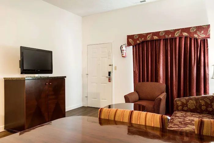 Econo Lodge Inn & Suites Lake Harmony - Pocono Mountains Area 4