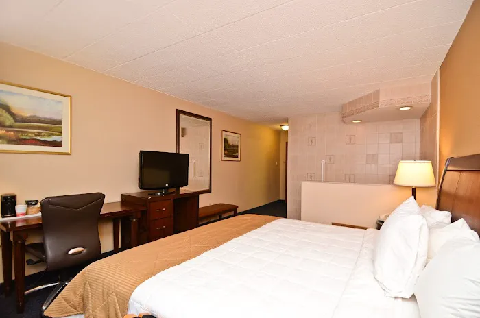 Pocono Resort & Conference Center - POCONO MOUNTAINS 4