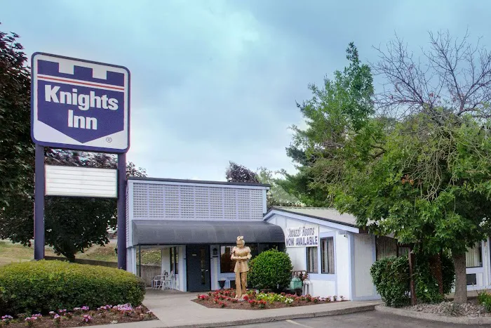 Knights Inn Pittston 4
