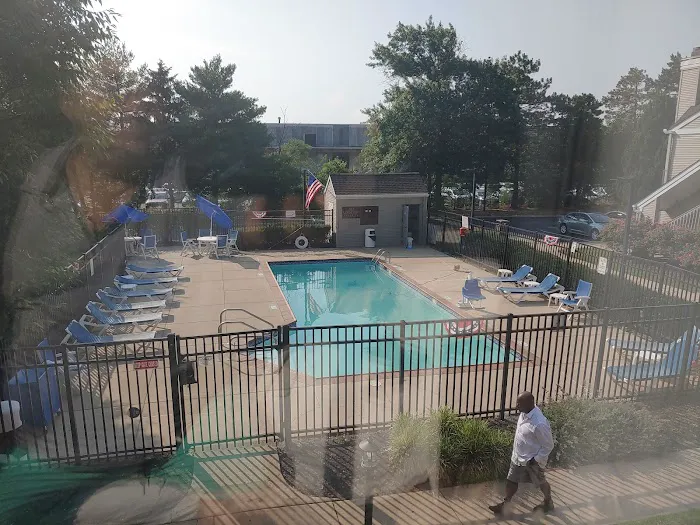 Philadelphia Suites Extended Stay Hotel 5