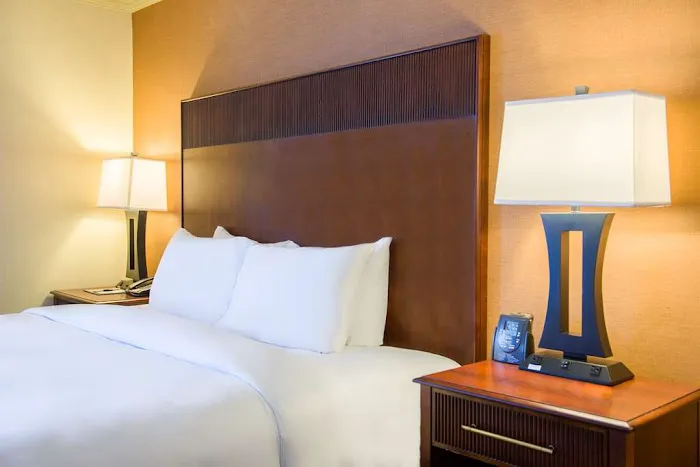 DoubleTree by Hilton Hotel Philadelphia Airport 5